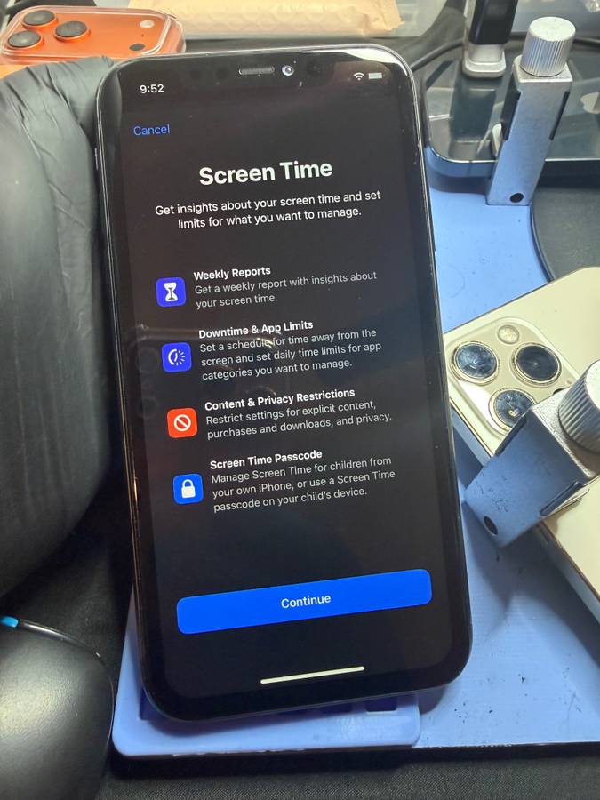 Iphone 11 (Sim Carrier Locked)